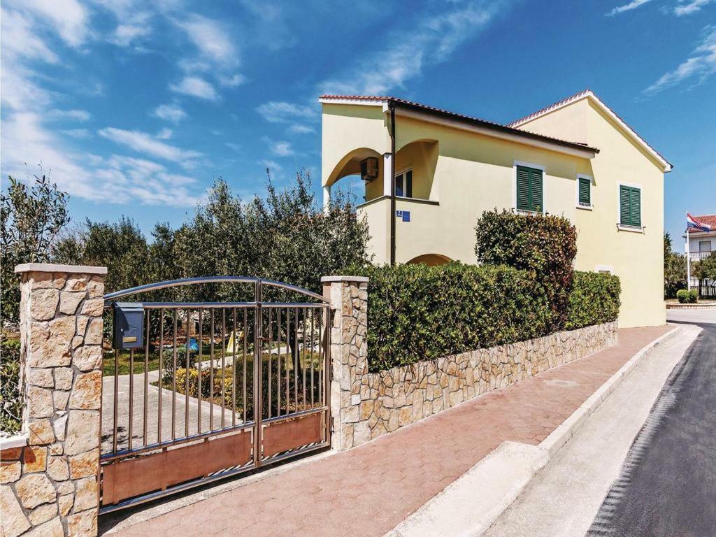 Apartment Roncevic Врси Екстериор снимка